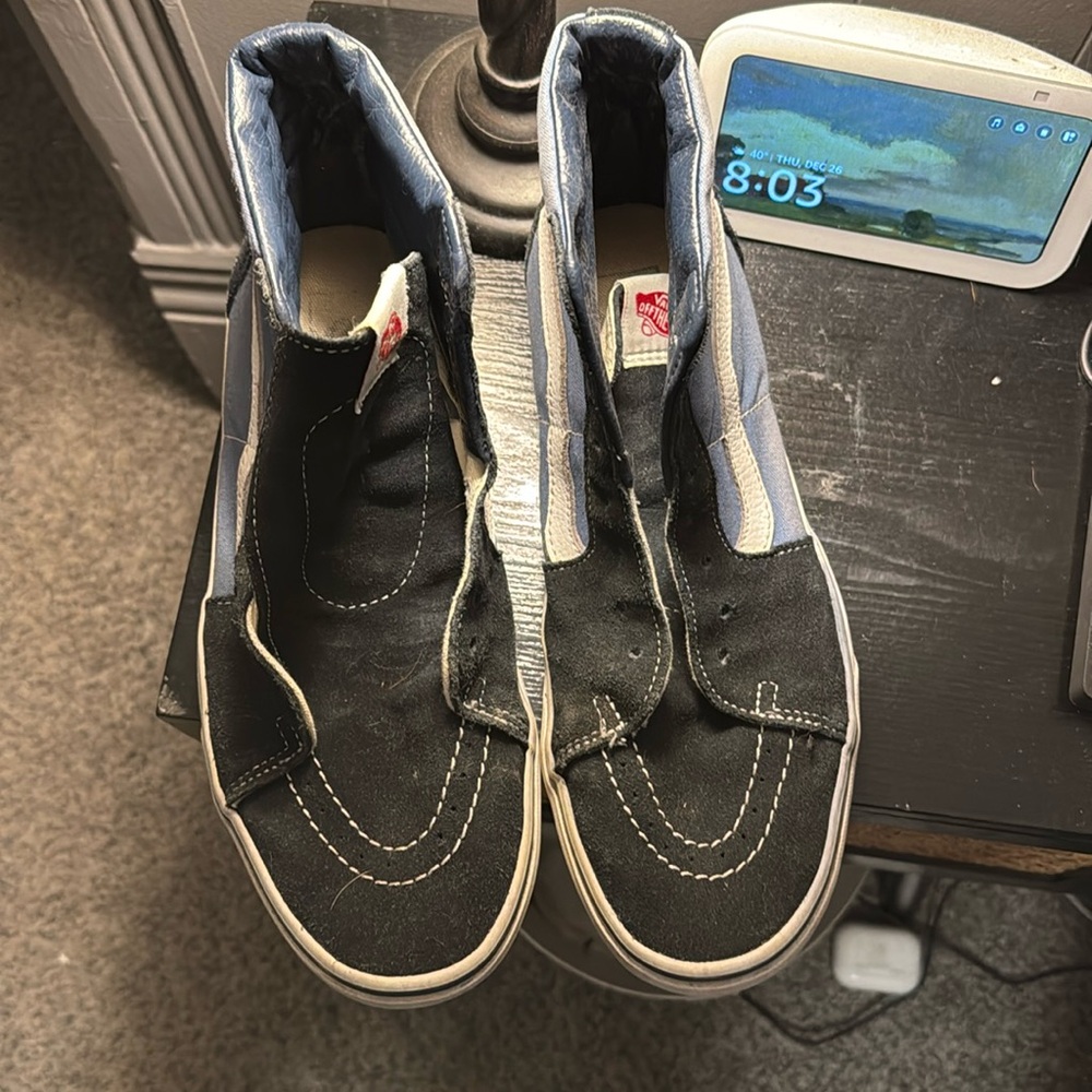 Vans high top no laces